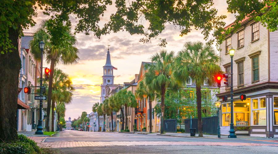 Vi tilbyder et bredt udvalg af biludlejningsmuligheder i Charleston lufthavn.